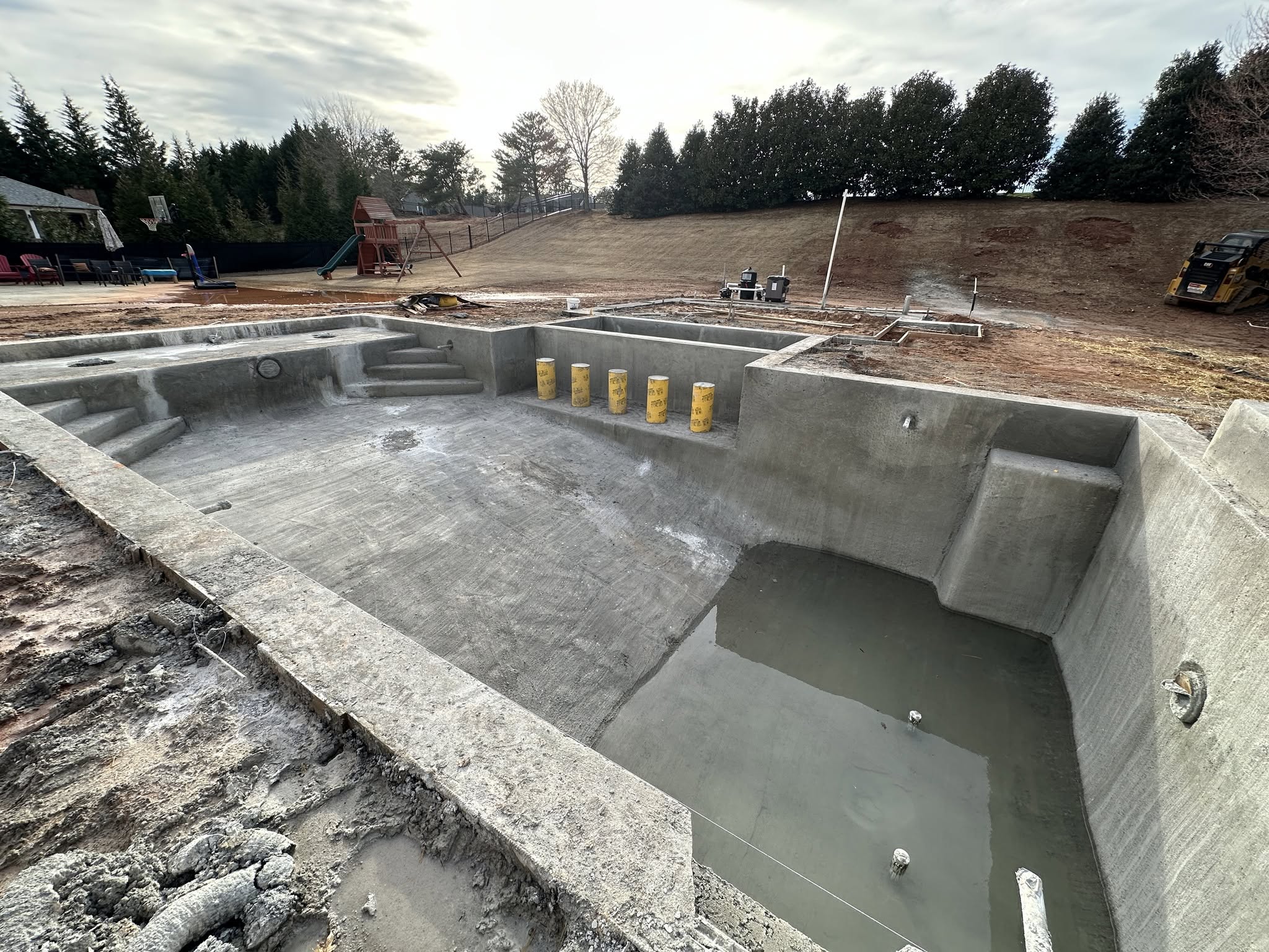 Pool bar construction